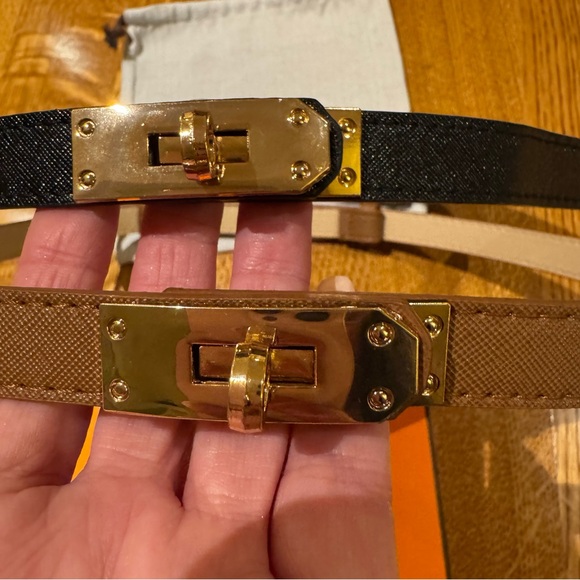 NWOT Turn lock Belt Set- Kelly style-Brown and Black adjustable XS-L - Picture 2 of 9